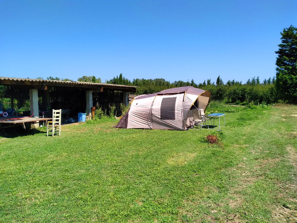 Aire camping-car  Vallabrgues (30300) - Photo 3